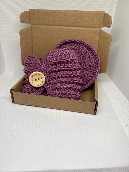 🌸 Bloom & Brew – Crochet Coffee Gift Set
